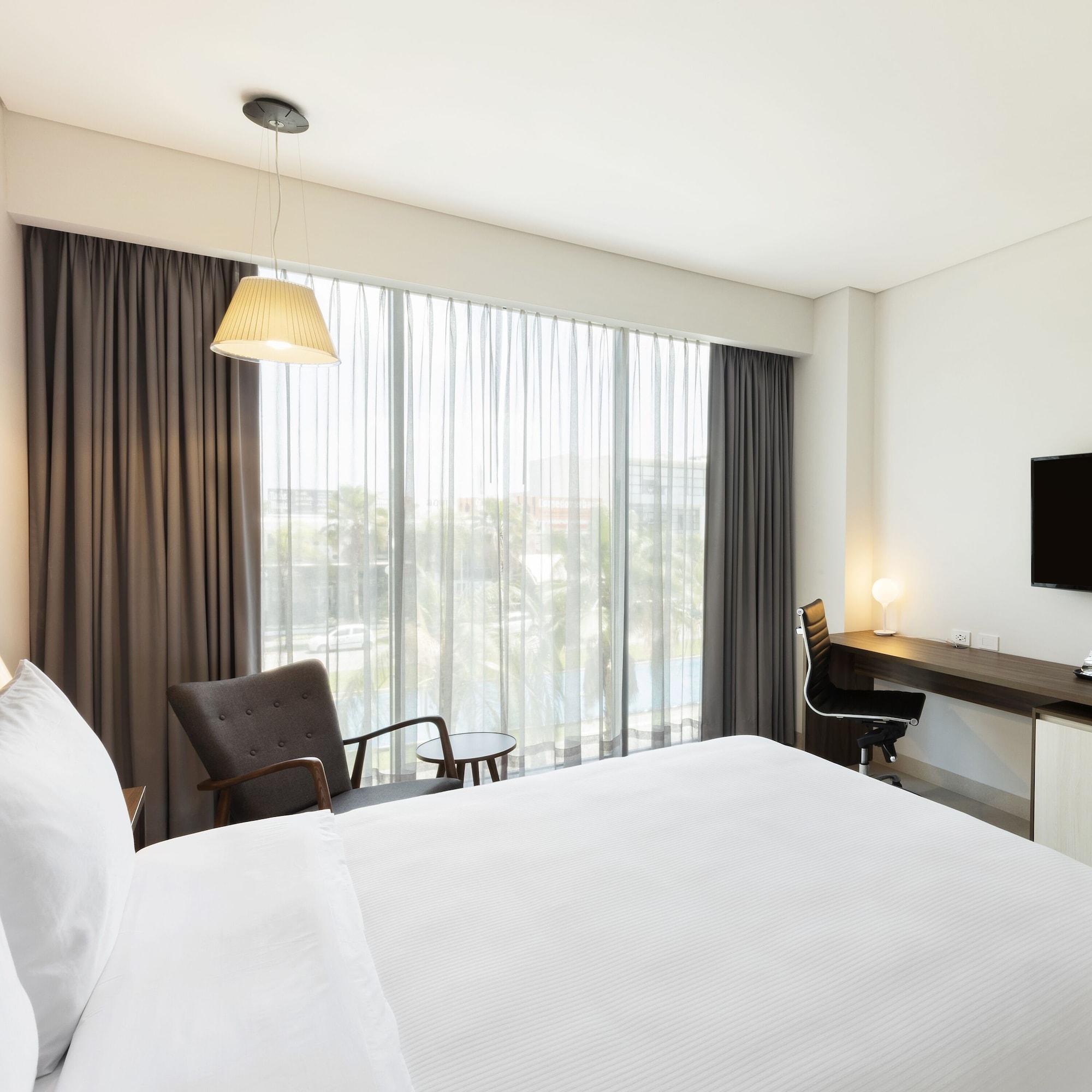 Hotel Hampton By Hilton Cumbres Cancún