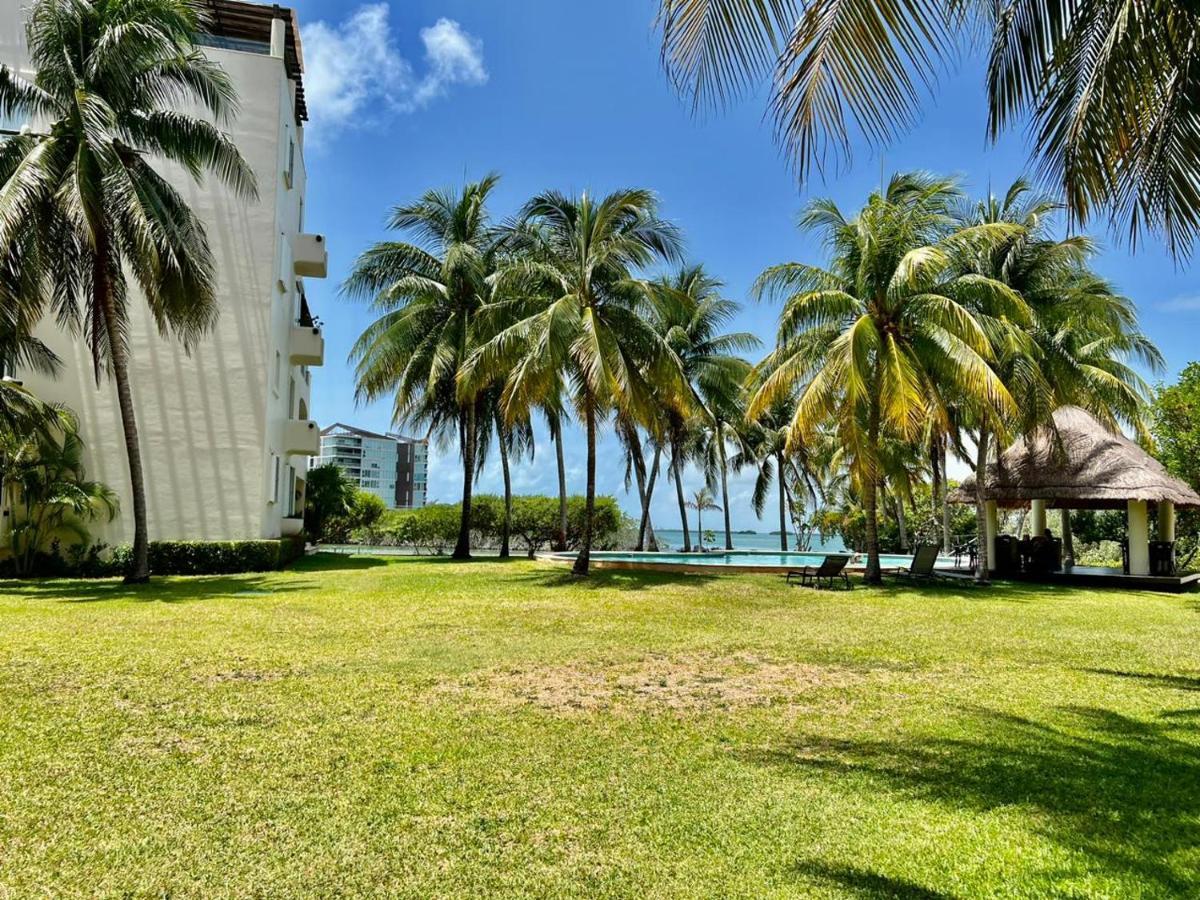 Waterfront Zone, Pool & Wi-fi Apartamento Cancún