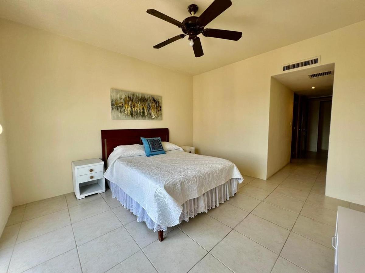 Waterfront Zone, Pool & Wi-fi Apartamento