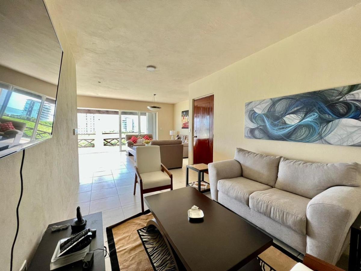 Waterfront Zone, Pool & Wi-fi Apartamento