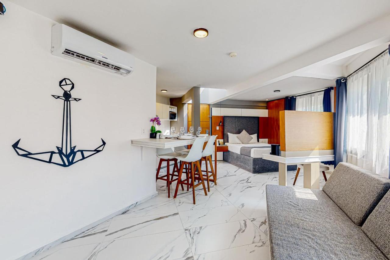 Apartahotel Seven Boutique 25 *