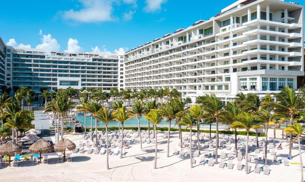 Garza Blanca And A Tafer Hotel Cancún