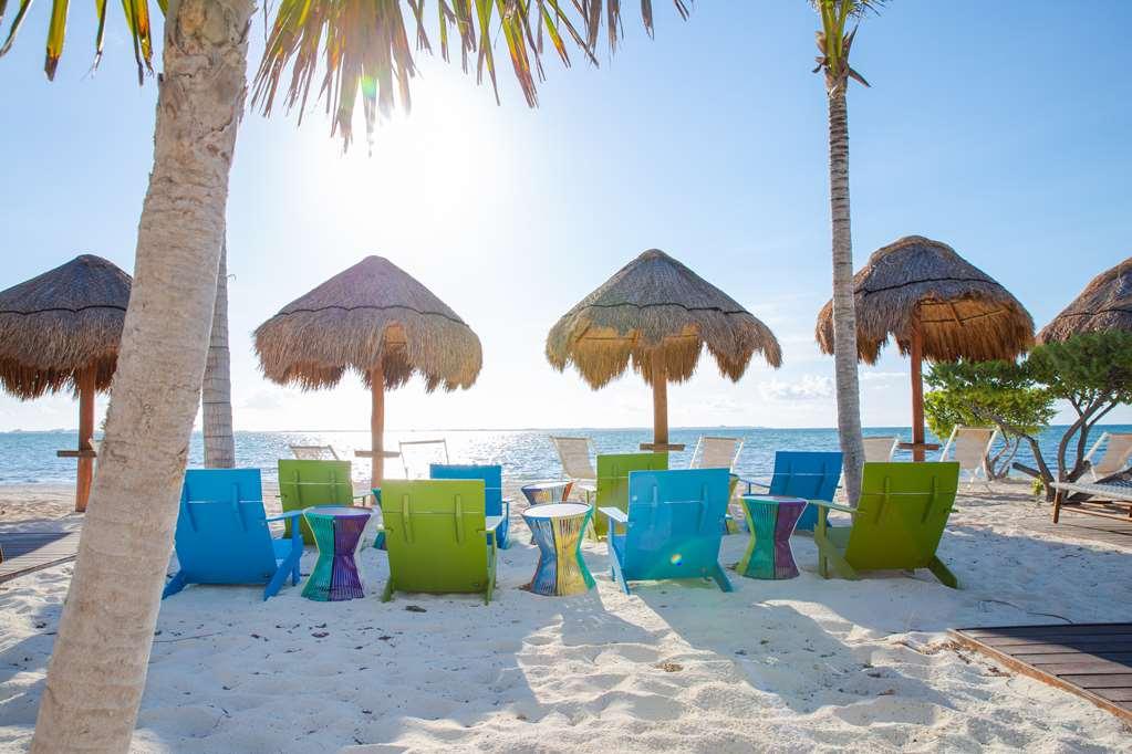 Garza Blanca And A Tafer Hotel *