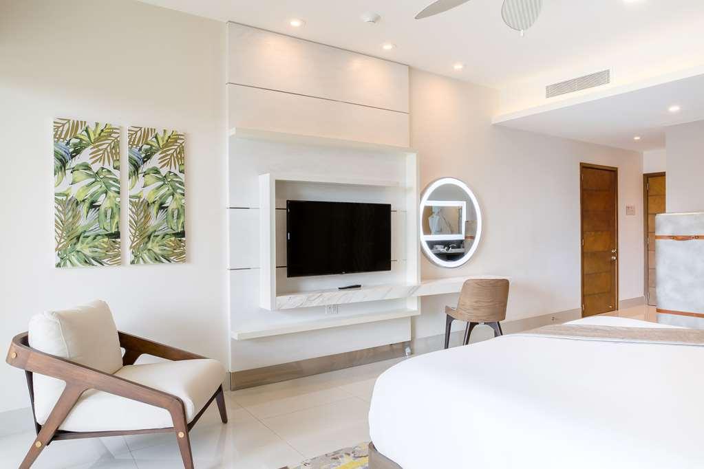 Garza Blanca And A Tafer Hotel Cancún