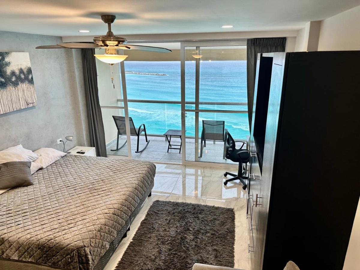 Apartahotel Beachfront Penthouse