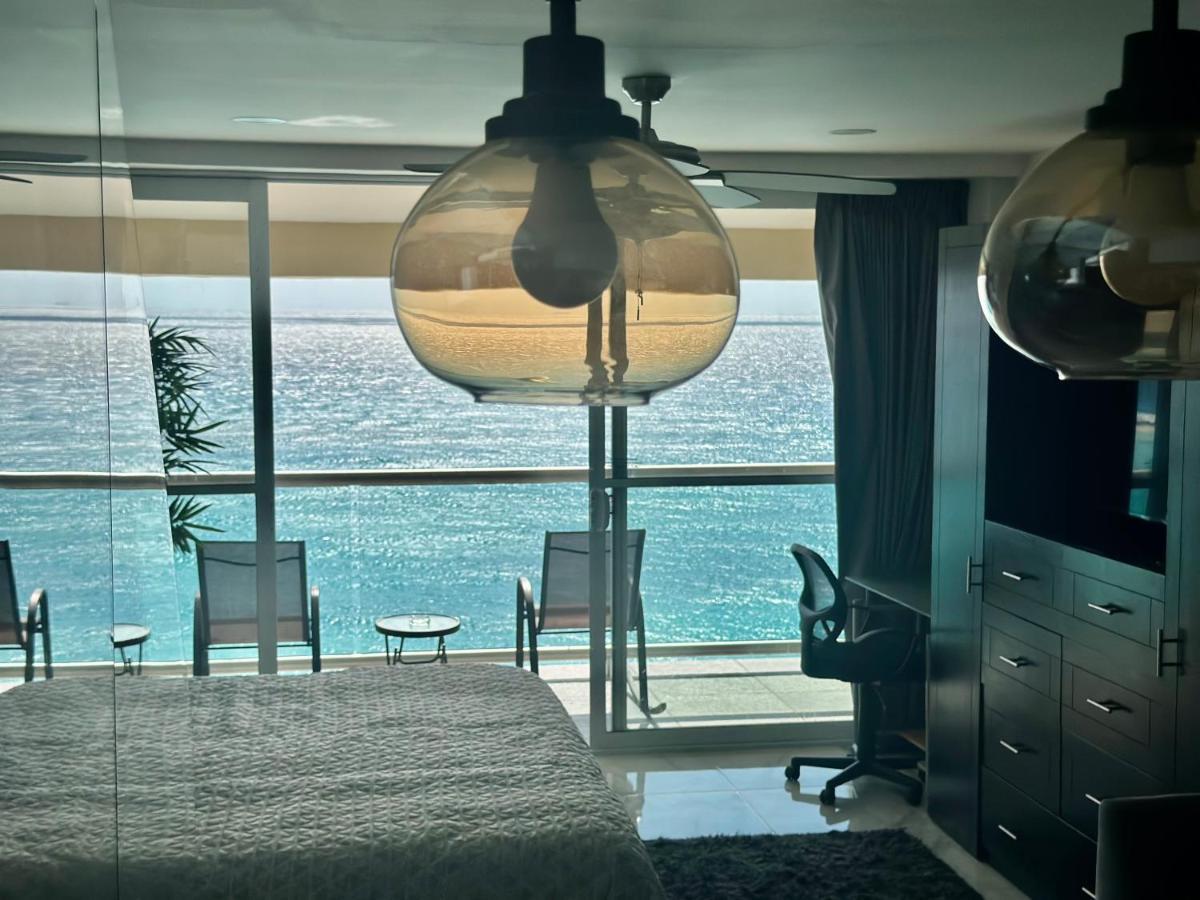 Apartahotel Beachfront Penthouse