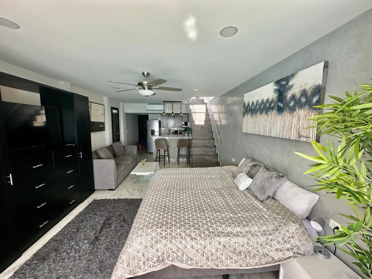 Beachfront Penthouse Cancún