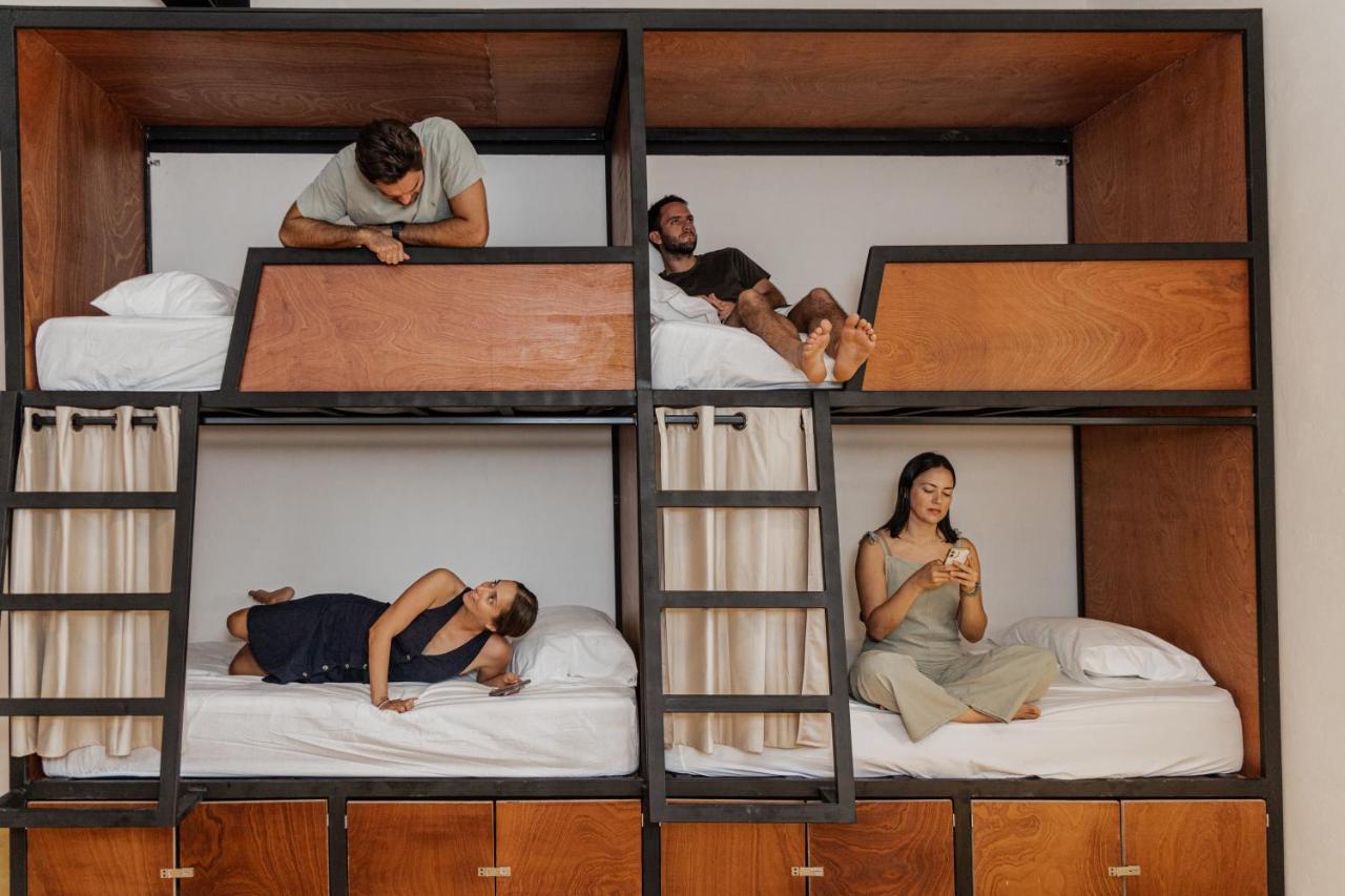 Hostal Caleta Rooftop & Pool