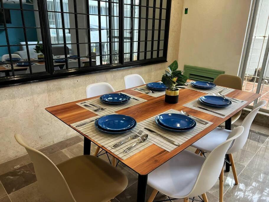 Espacioso, Centrico, Acogedor Y Buena Ubicacion * Cancún