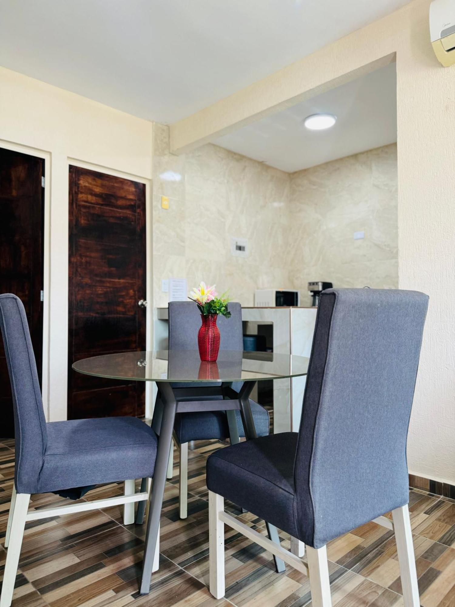 Depa Con Alberca En Zona Privada * Cancún