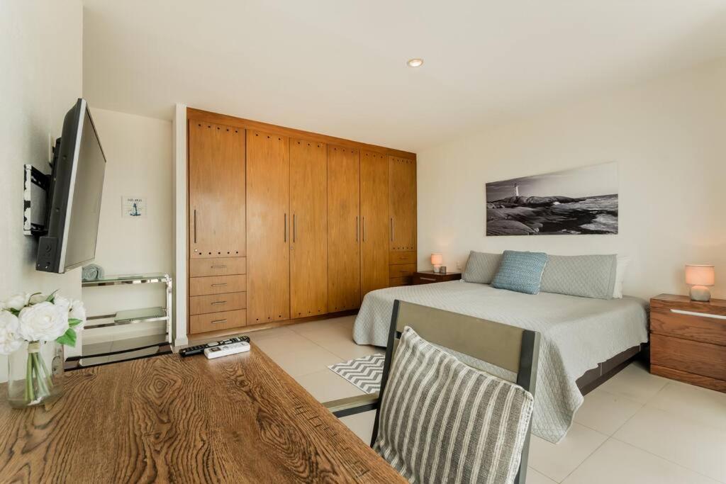 *ocean Beachfront 4 Bdr With Pool By Casa Paraiso* Apartment Cancun
