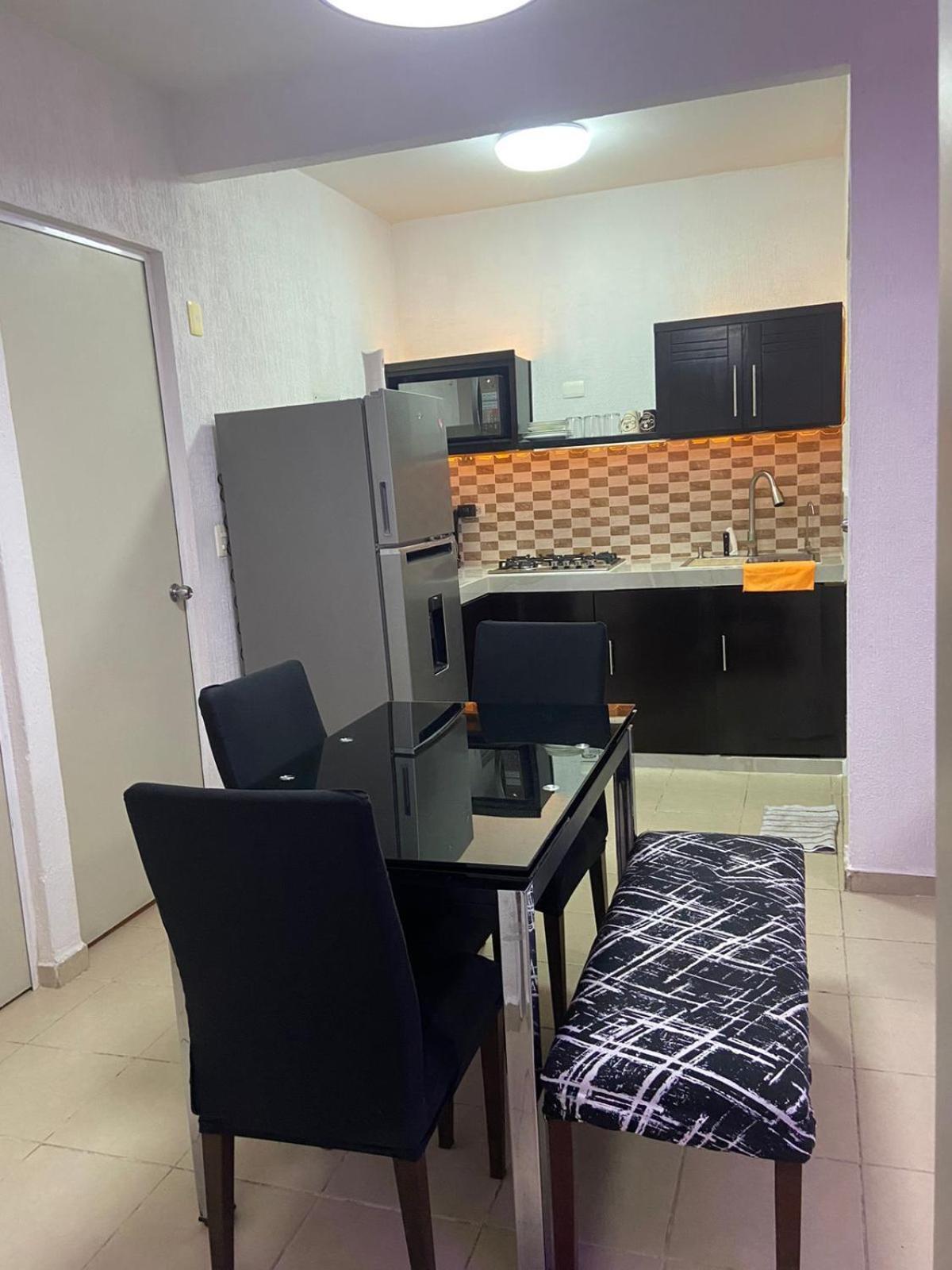 Depa Con Alberca En Privada Apartamento
