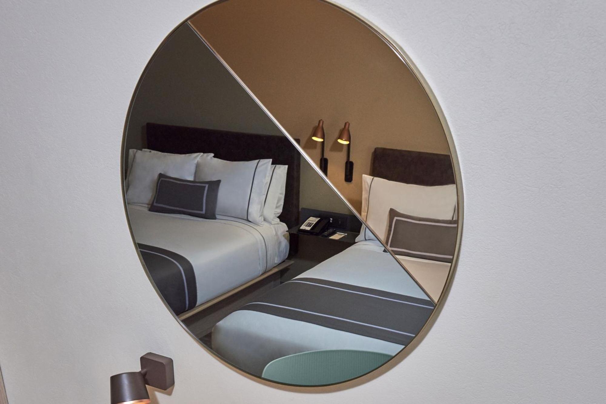 Hotel Express By Marriott Aeropuerto Riviera 4*