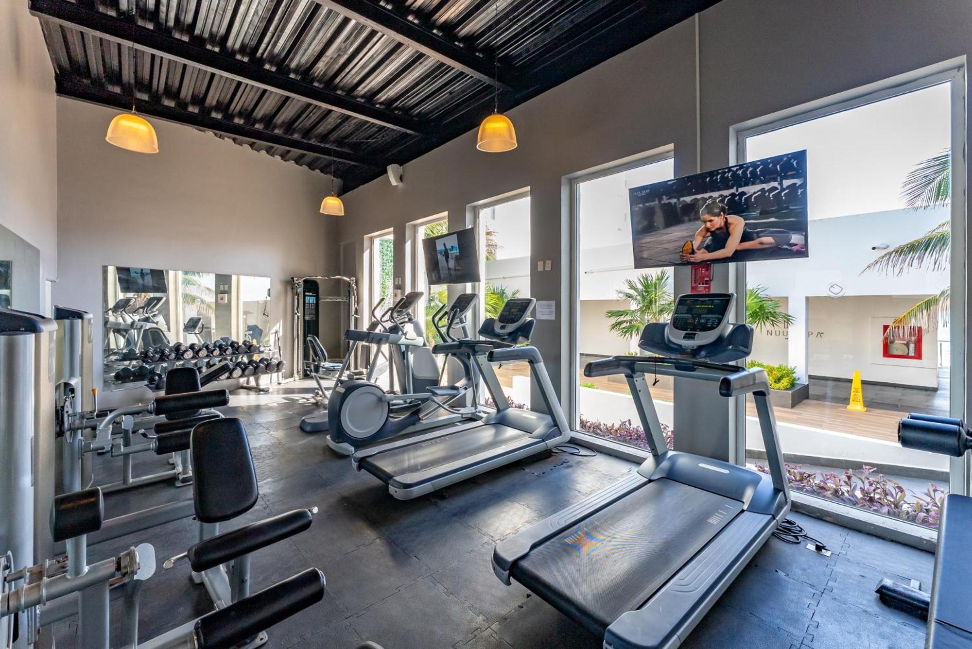 Apartamento Beachfront Deluxe -best Ocean View, With Beach, Gym And