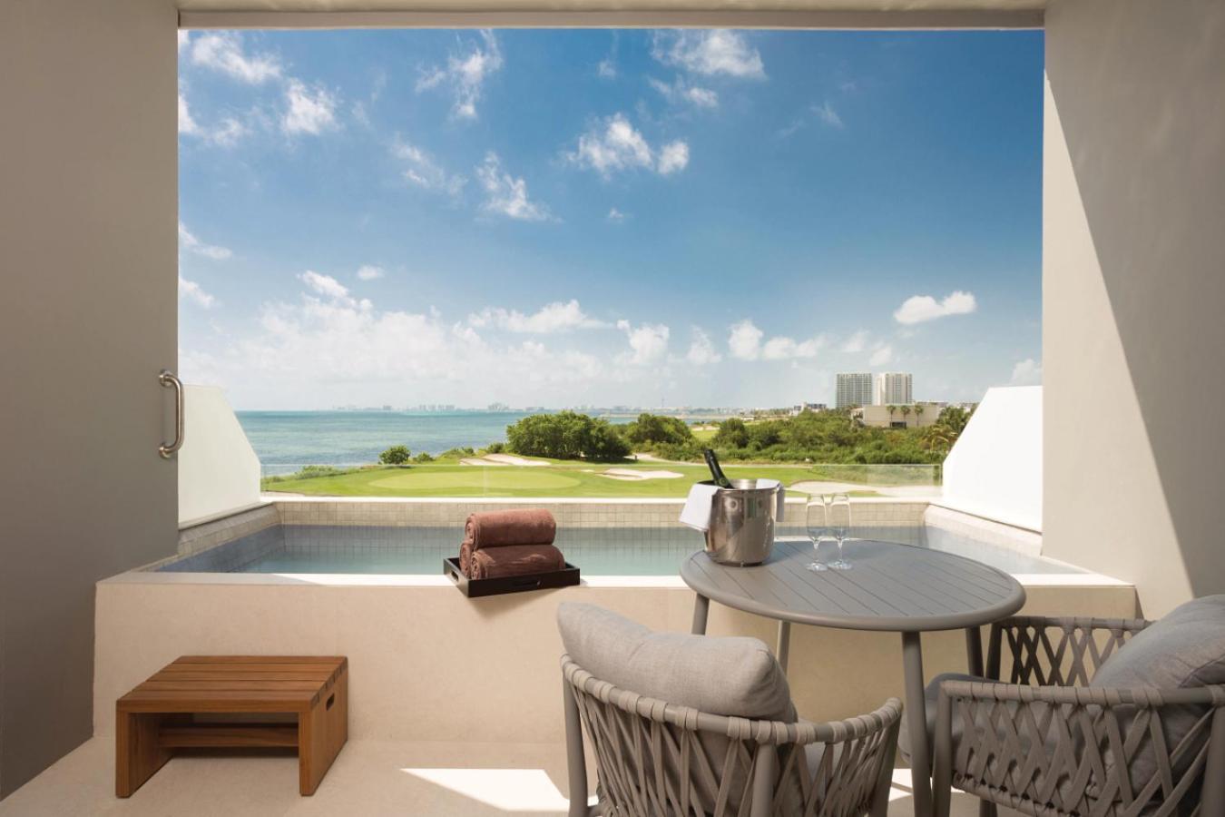 Dreams Vista Golf & Resort