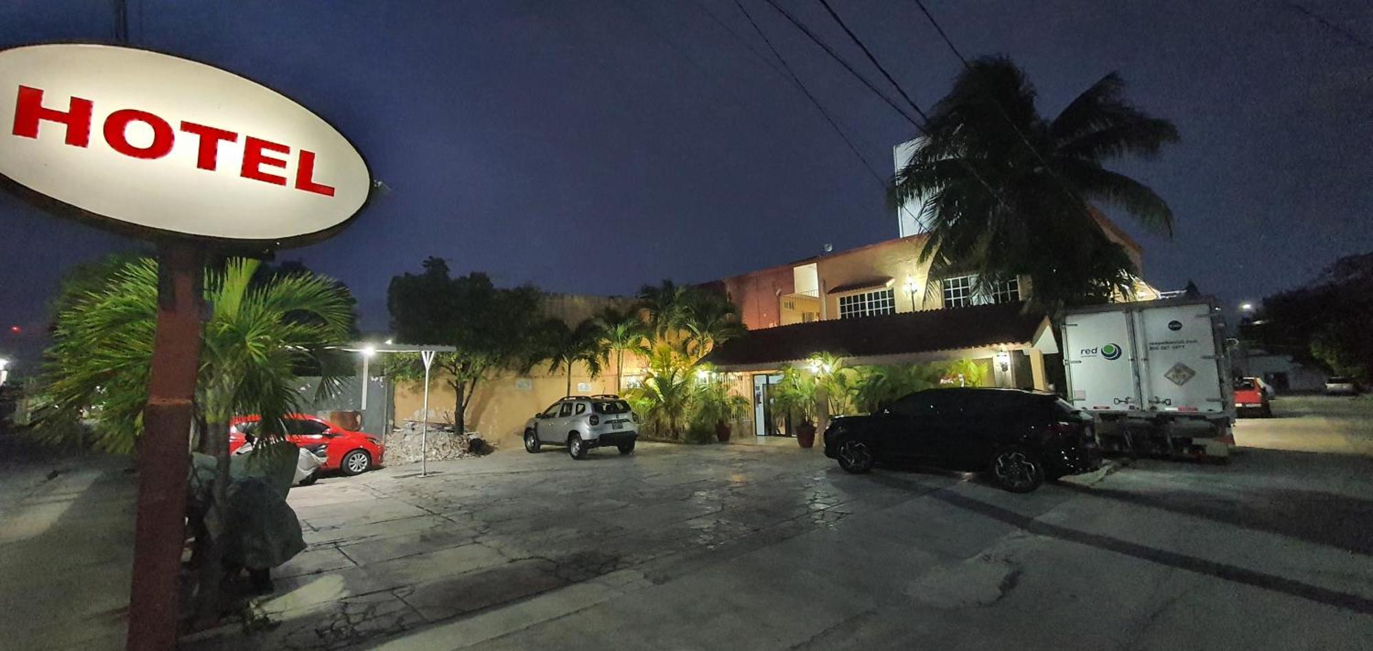 Marcas Hotel 2*
