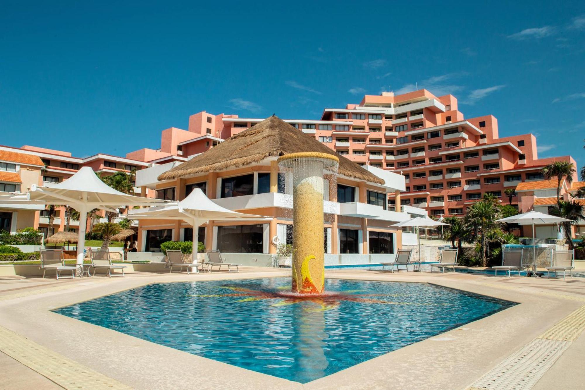 Wyndham Grand &