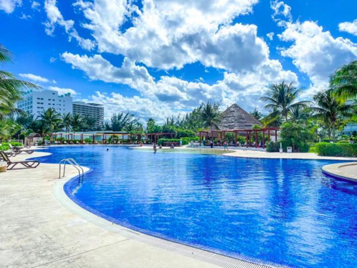 Amara Beachfront Cancún