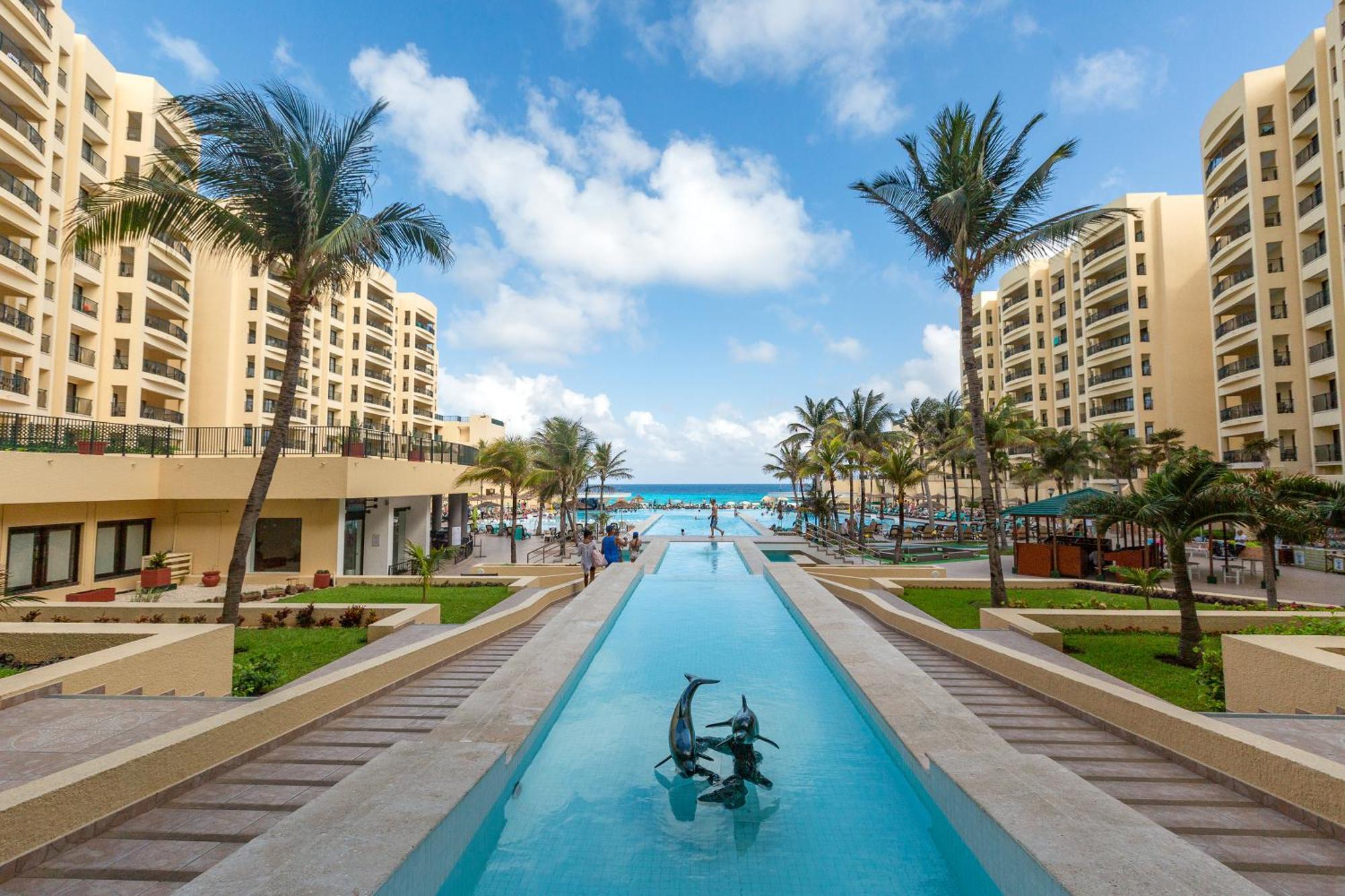 The Royal Sands & 5*
