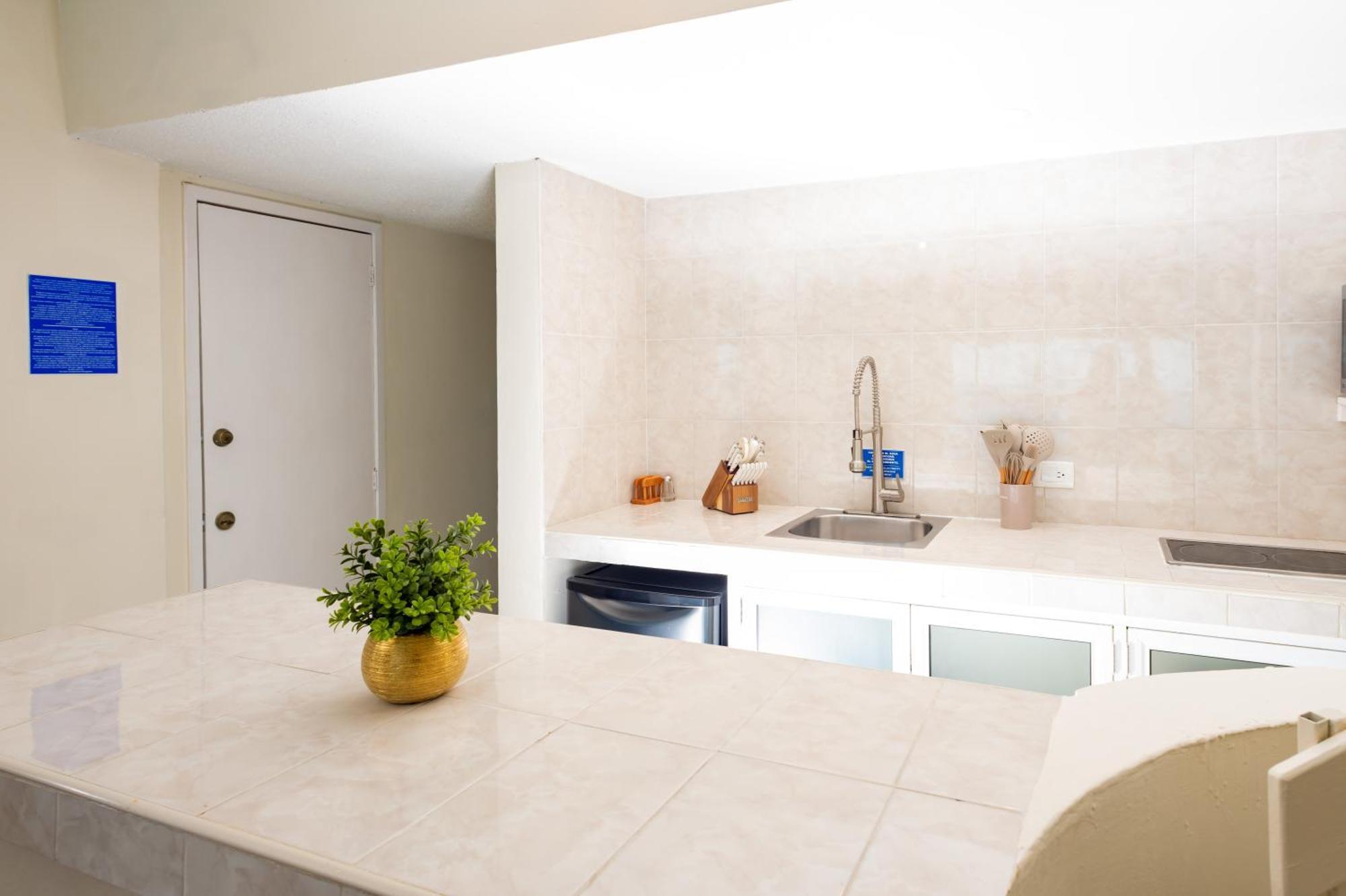 2 Story Oceanfront Penthouses On Beach!