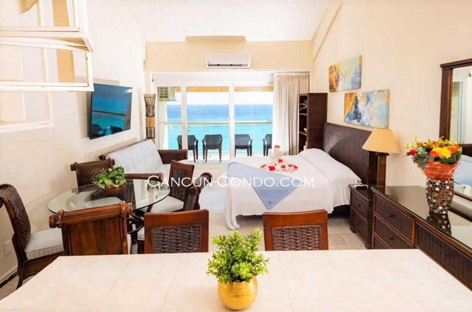 Apartahotel 2 Story Oceanfront Penthouses On Beach! *