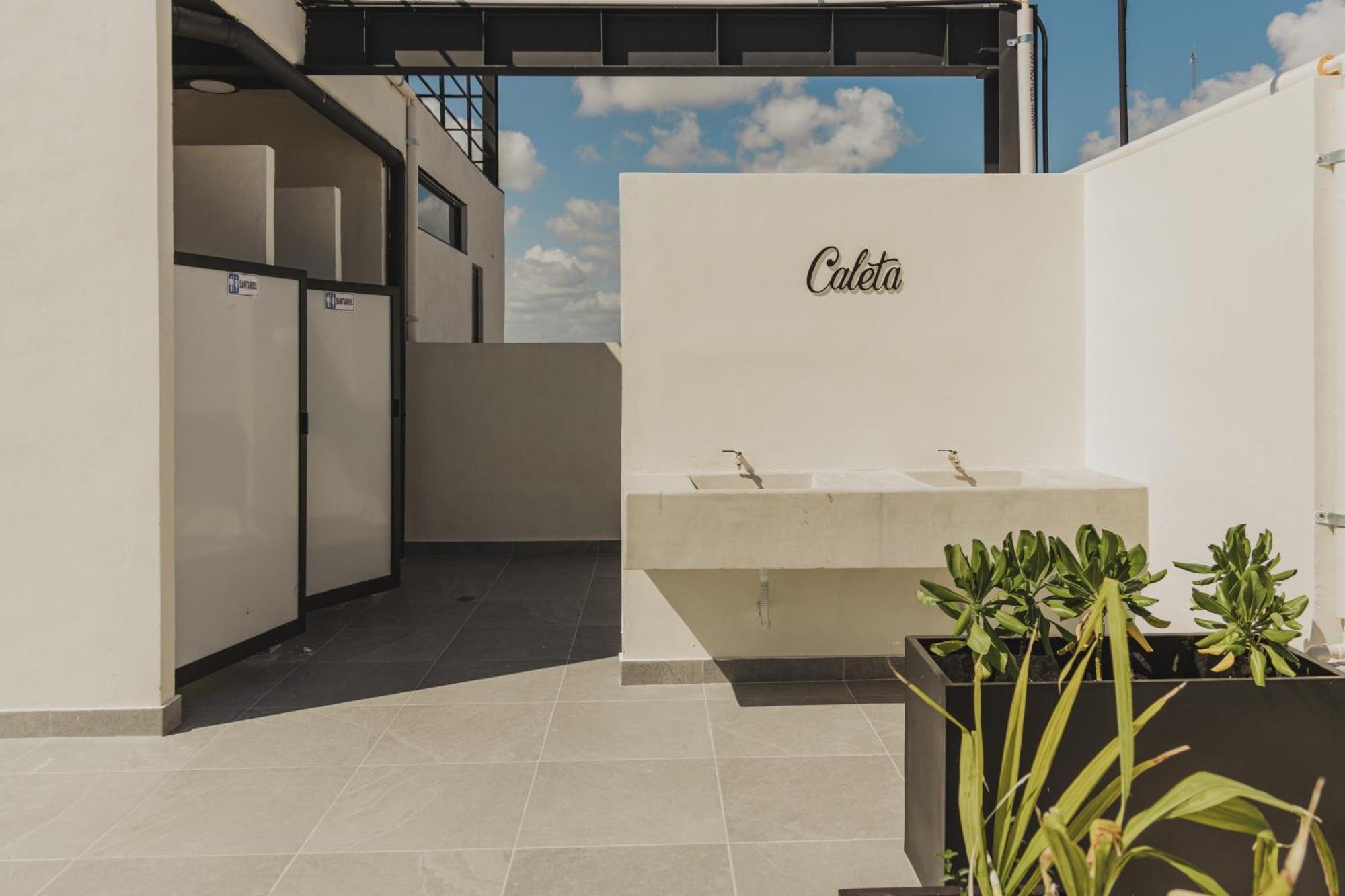 Hostal Caleta Rooftop & Pool *