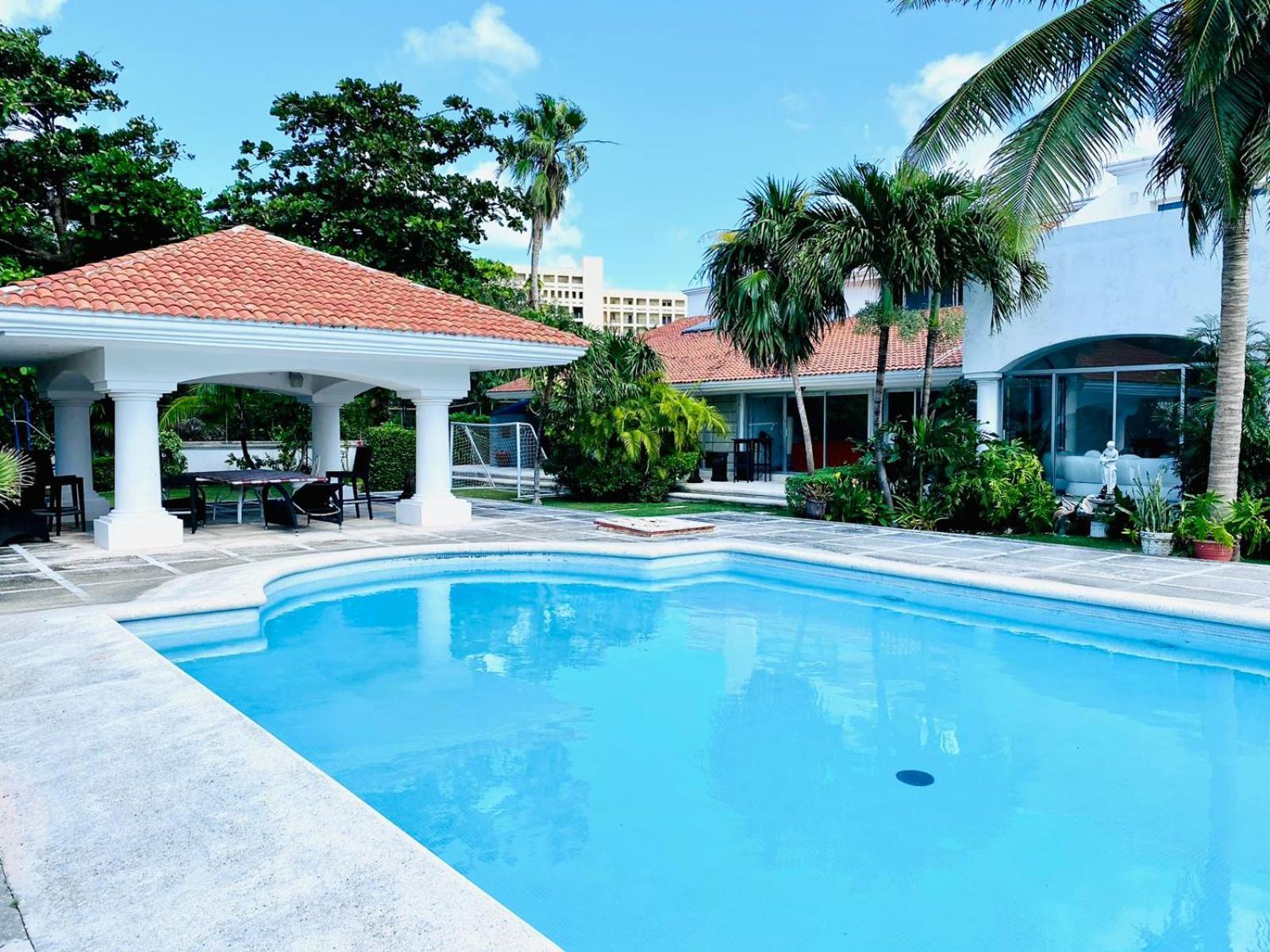 Casa Blanca Villa Cancún