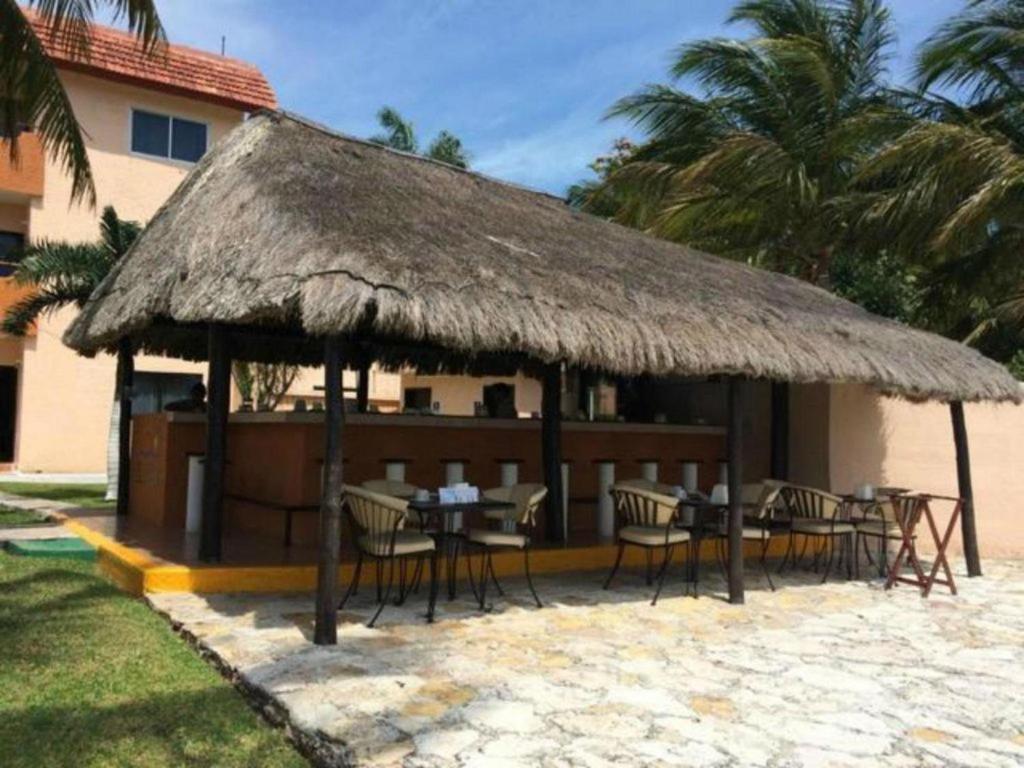 Pensión Royal Lagoon