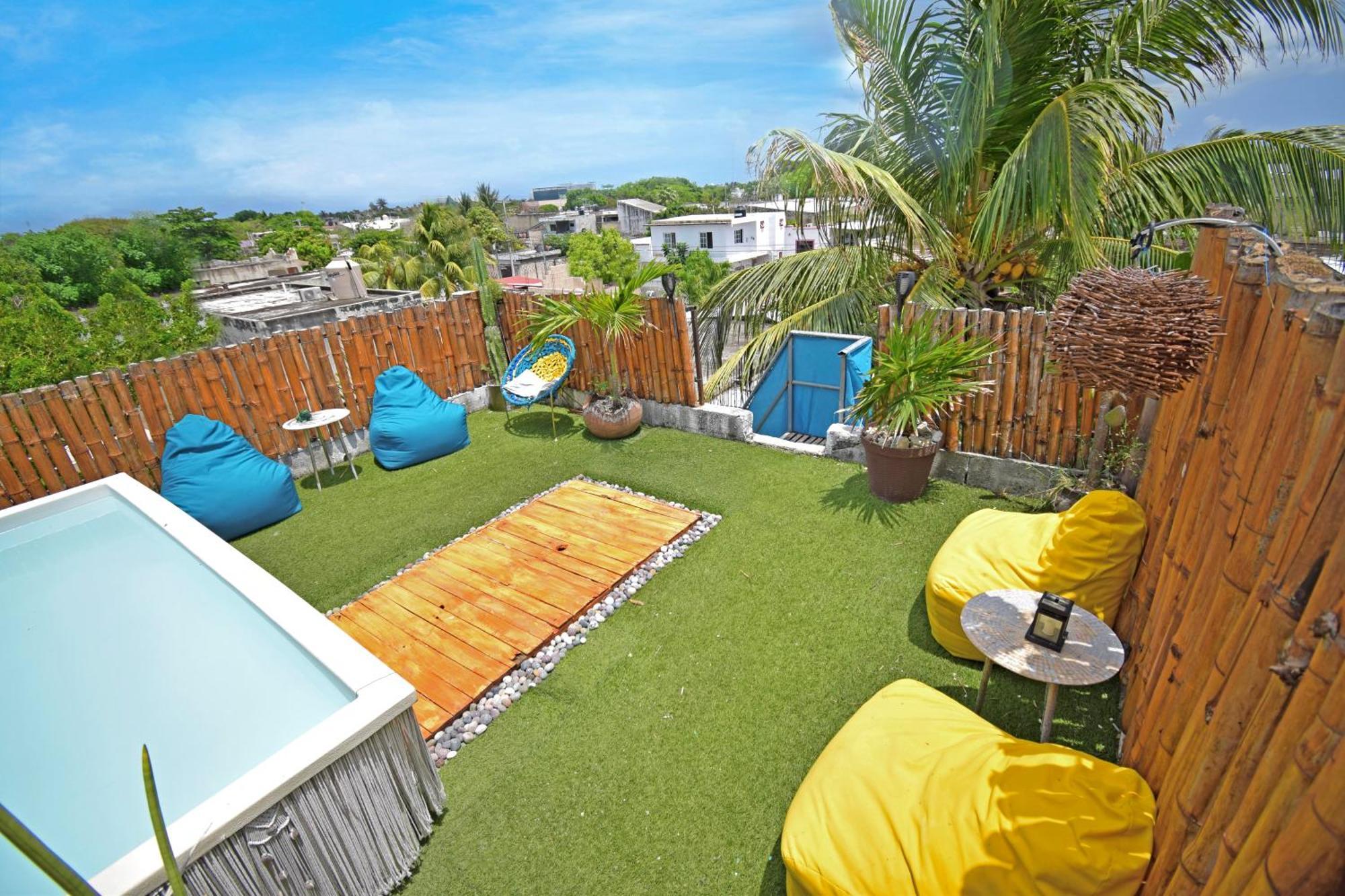 Bungalow Maya En Casa Nomis Homestay *