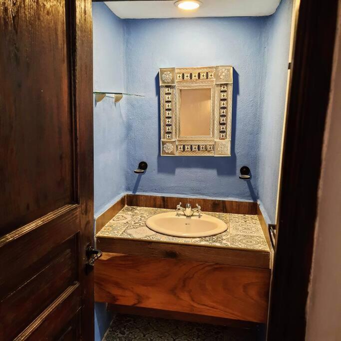Casa Clarita Location 4 Your Experience *