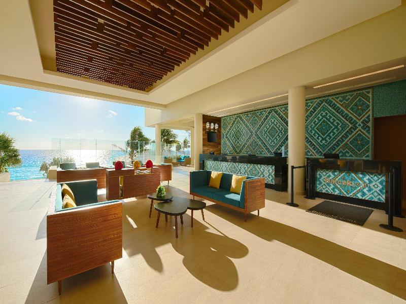 Resort Occidental Tucancún -