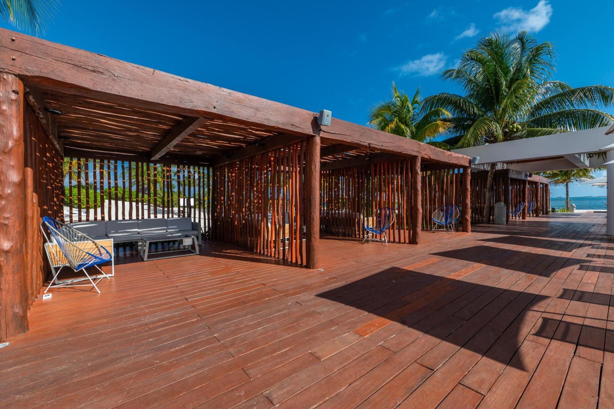 Apartment Marina Vista Retreat In La Amada Cancun