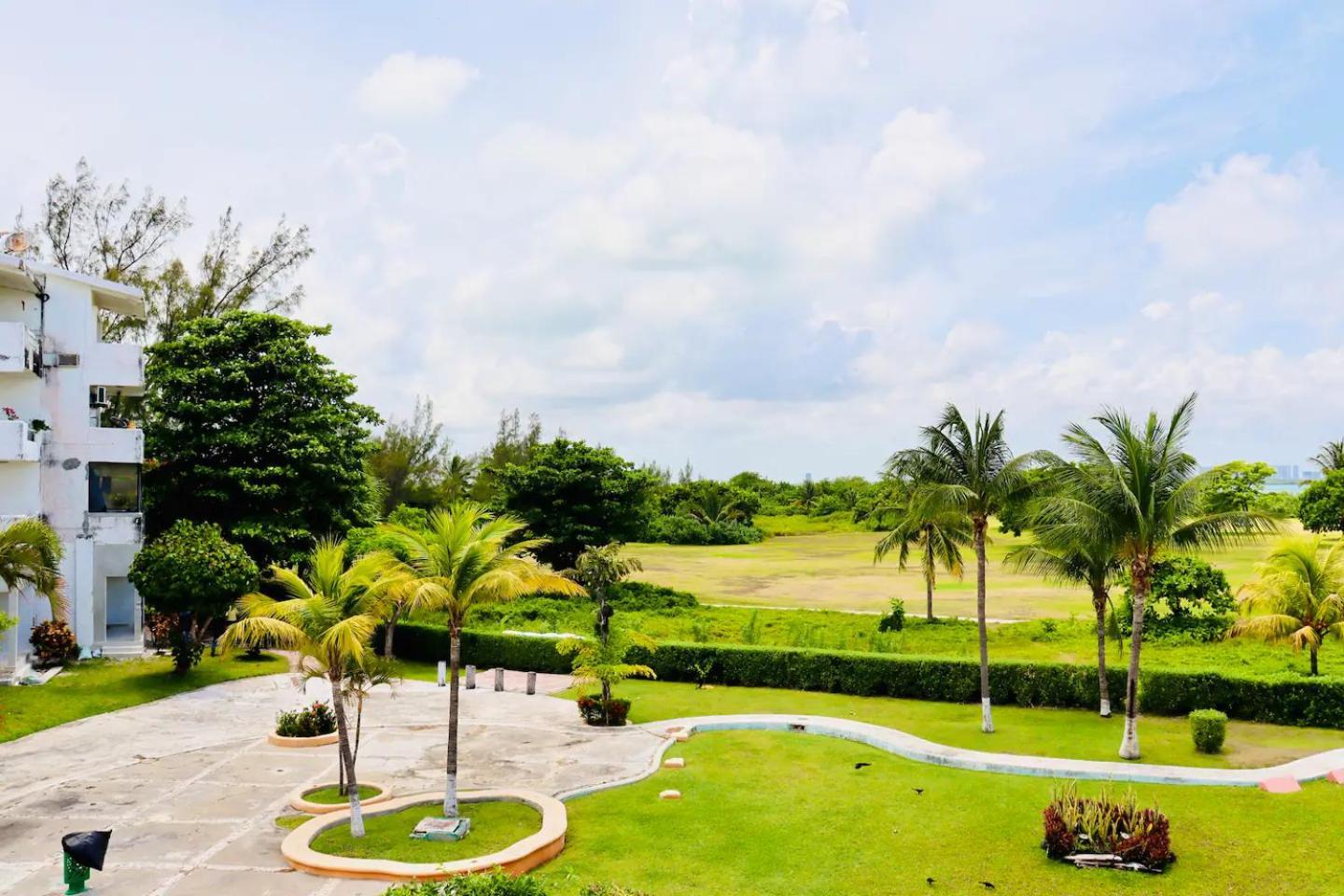 Lindo Estudio A Un Lado Del Campo De Golf, #b - Gre301b - *