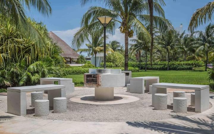 *ocean Beachfront 4 Bdr With Pool By Casa Paraiso* Apartment Cancun