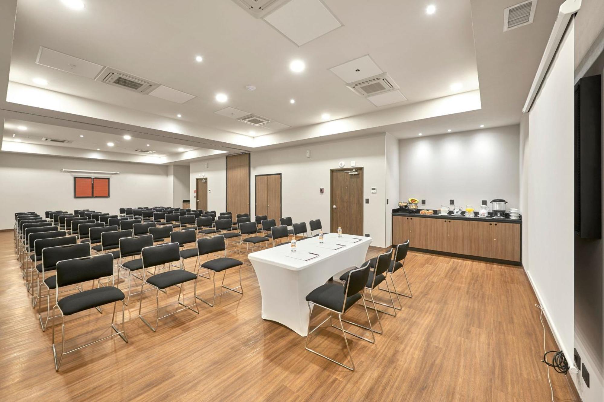 Express By Marriott Aeropuerto Riviera 4* Cancun
