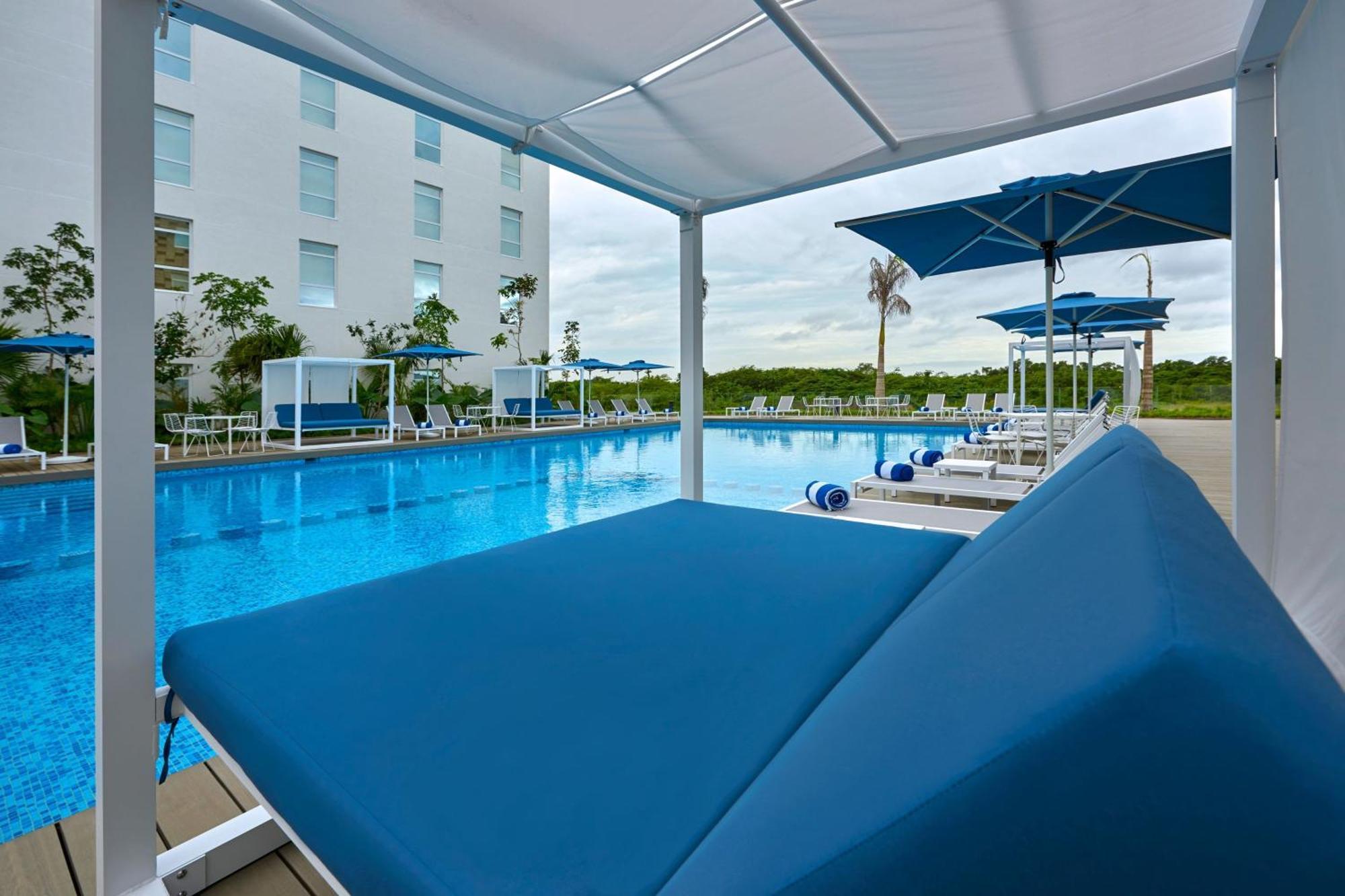 Express By Marriott Aeropuerto Riviera Hotel Cancun
