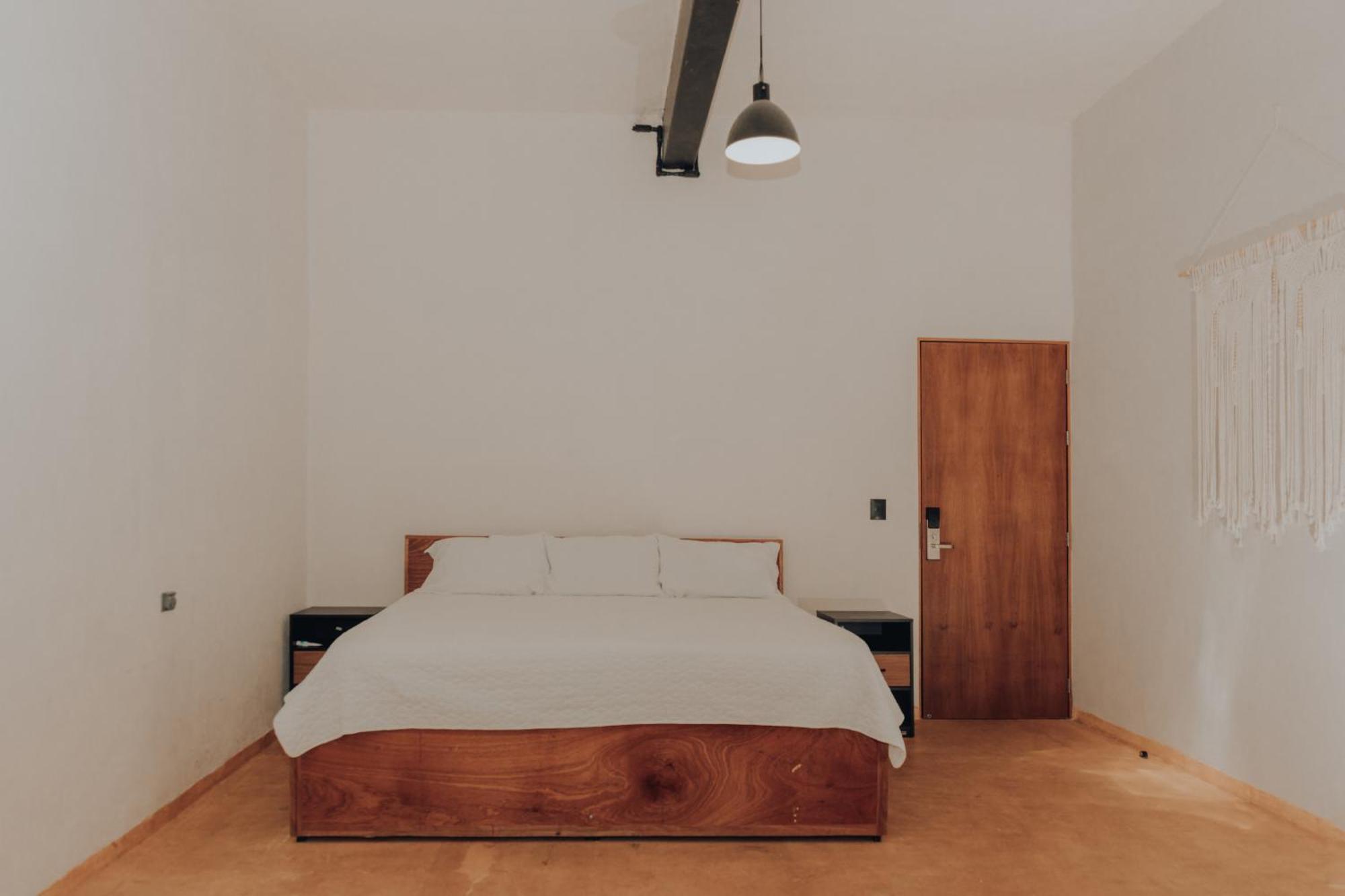 Caleta Rooftop & Pool Hostal *