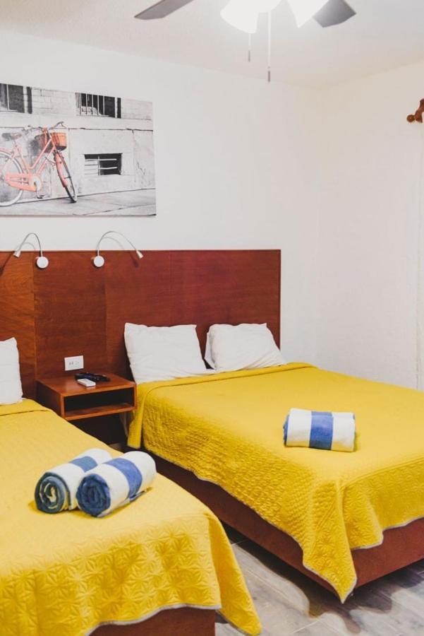2 Bedrooms, Ocean View Balcony Cancún