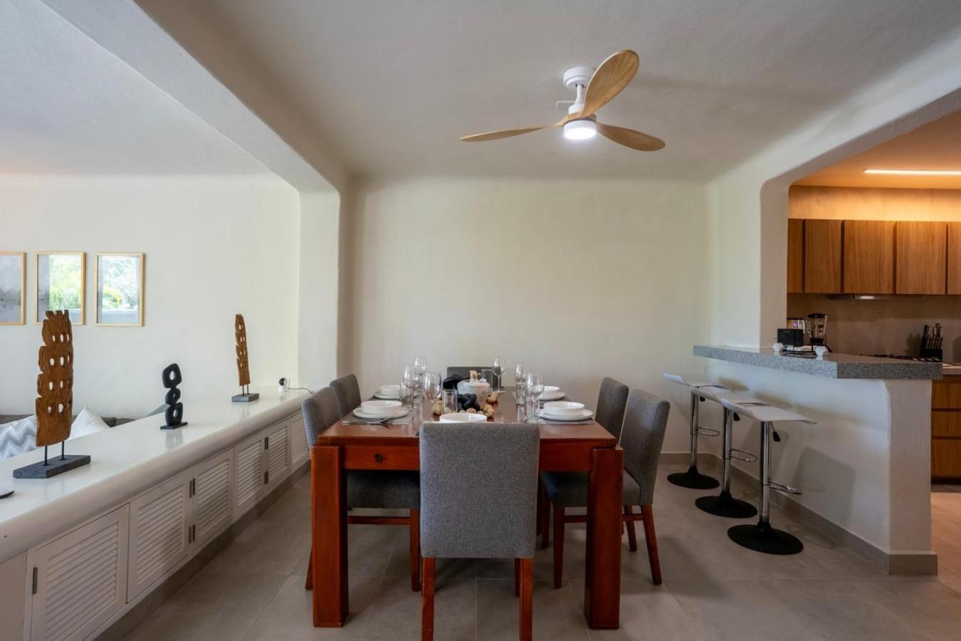 Сasa de vacaciones 3br Modern House W/ Pool And Great Location!