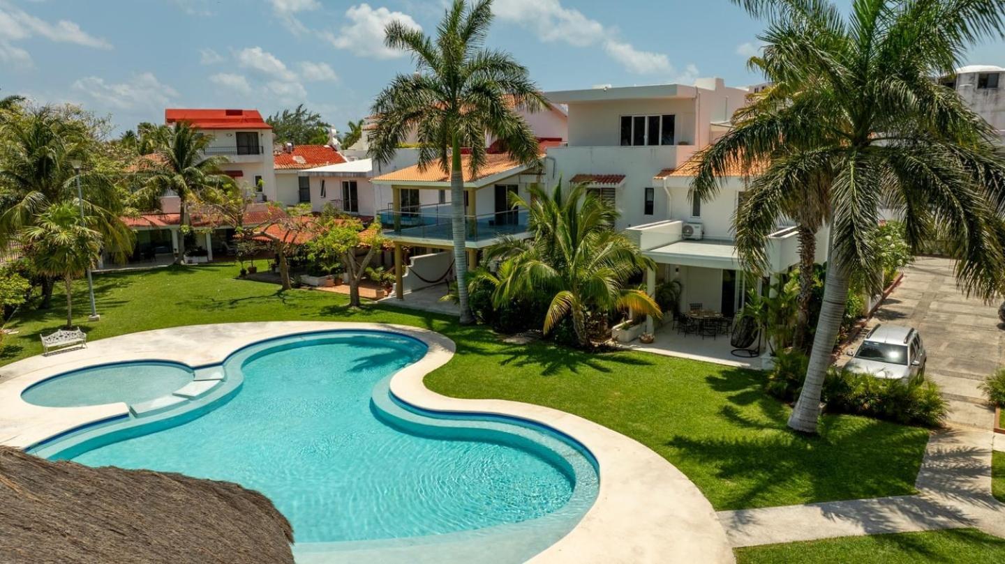 Сasa de vacaciones 3br Modern House W/ Pool And Great Location! Cancún