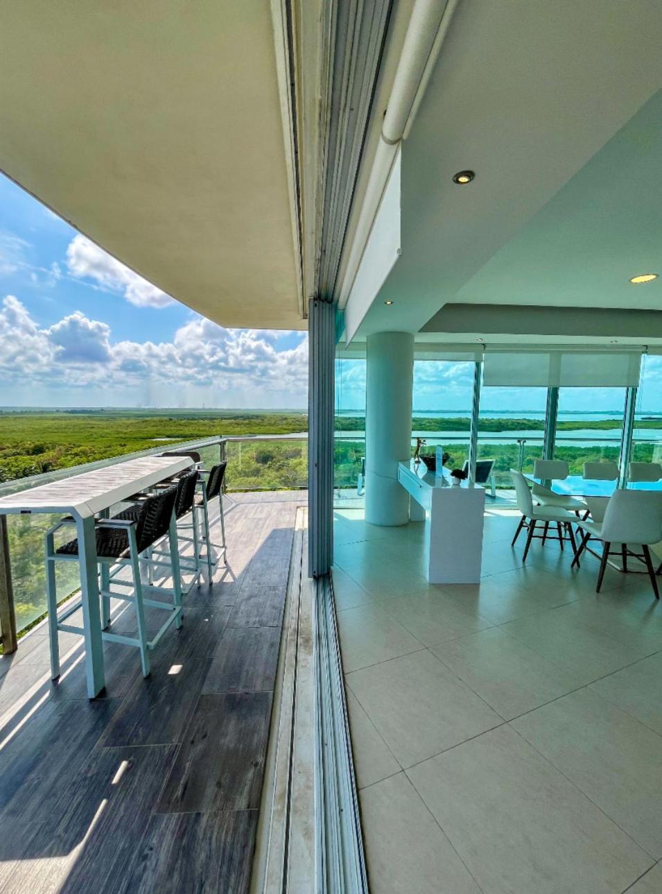 Luxury Beachfront - Cancun