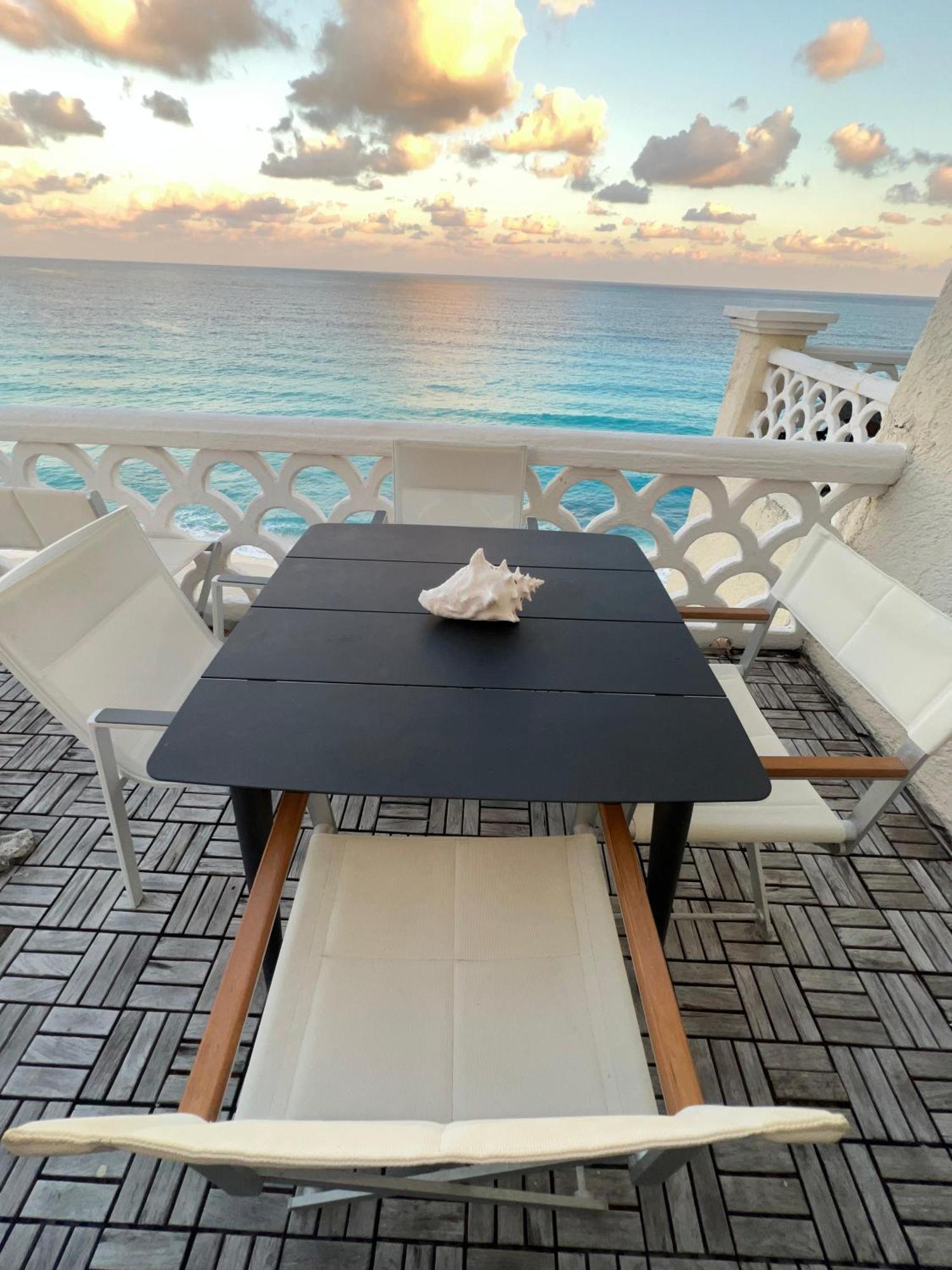 “magic Sunrise At Cancun” Cancún