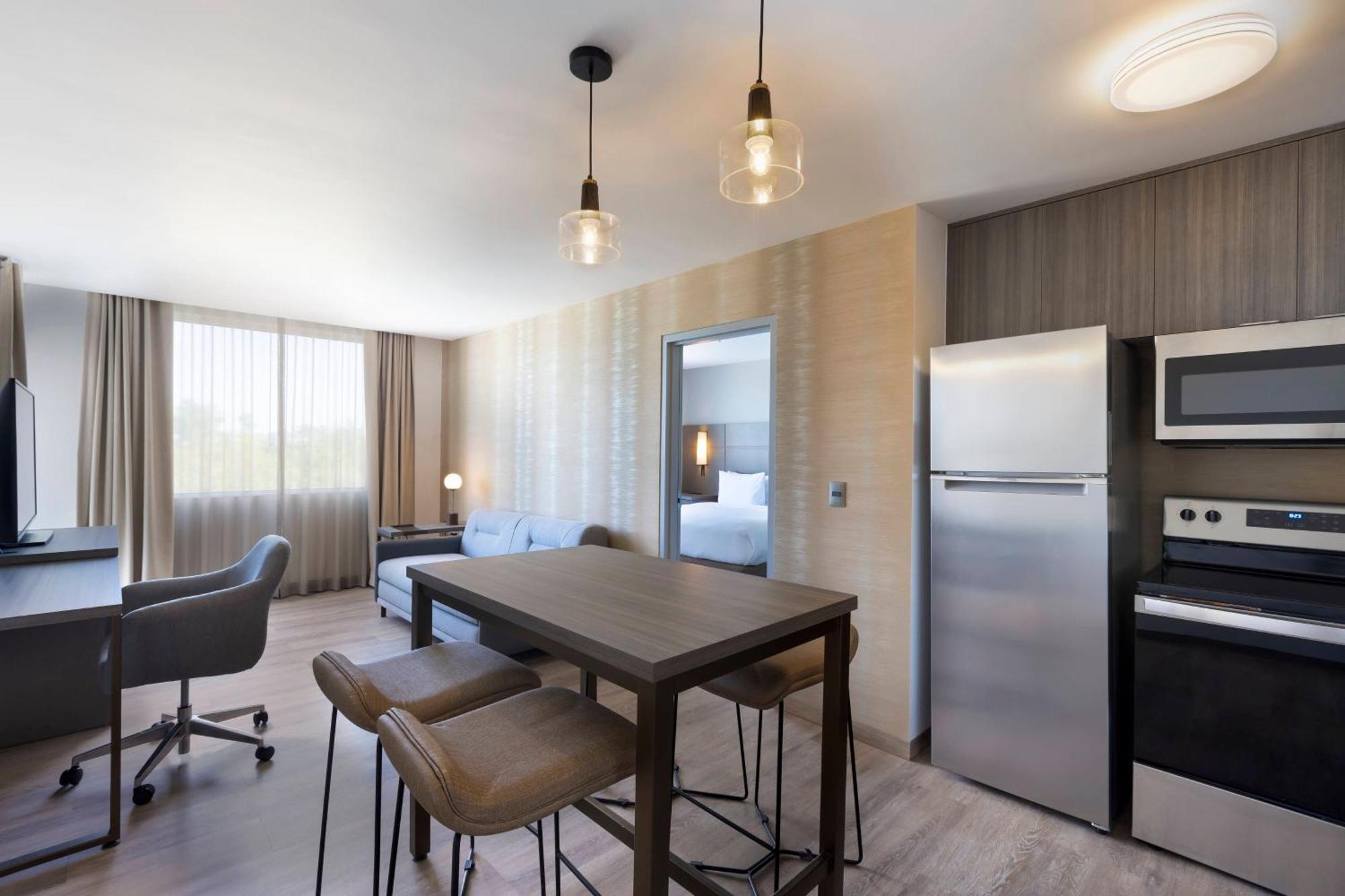 By Marriott Zone 3* Cancun