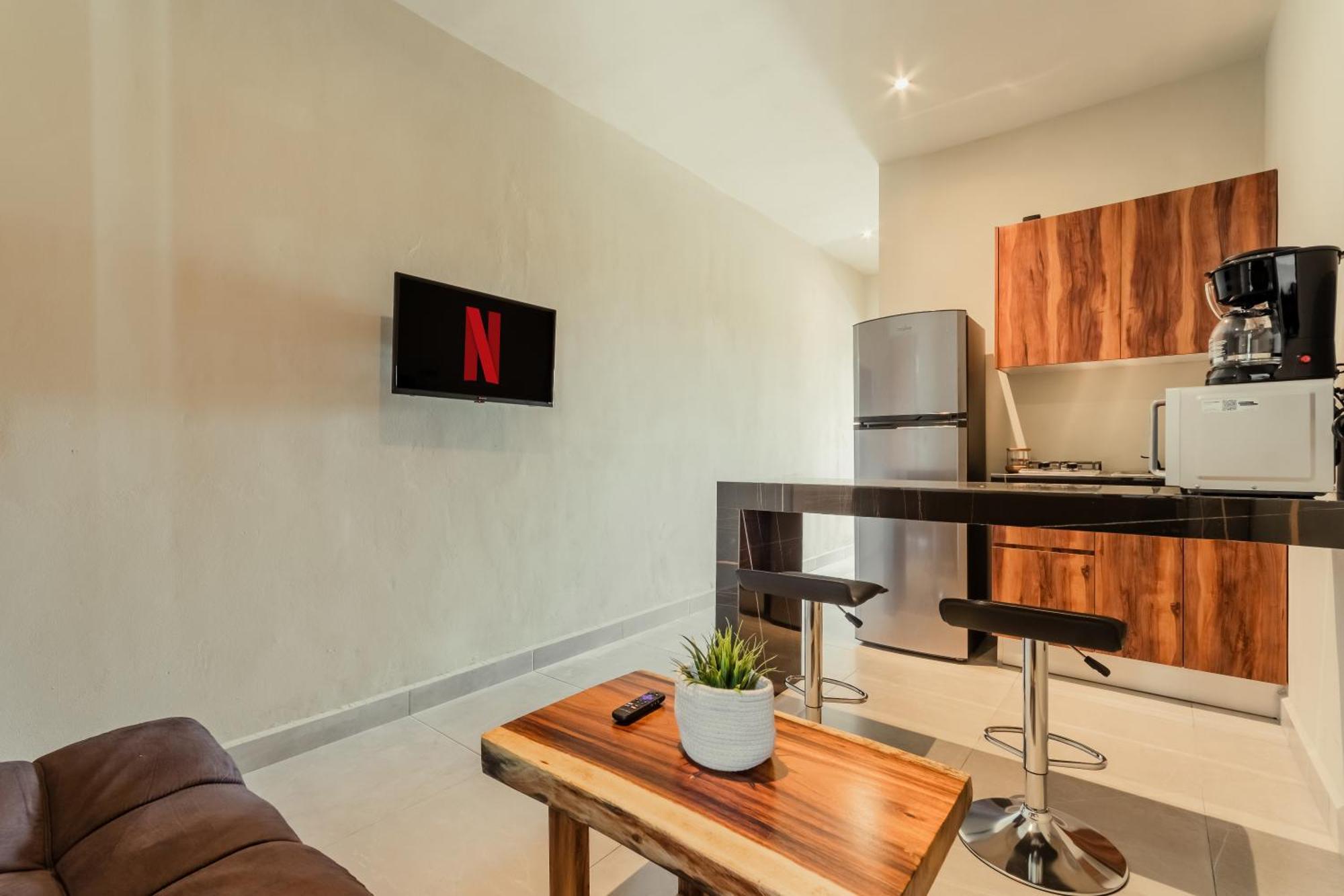 Aparthotel Casa Aldama- Style & Convenient Cancun