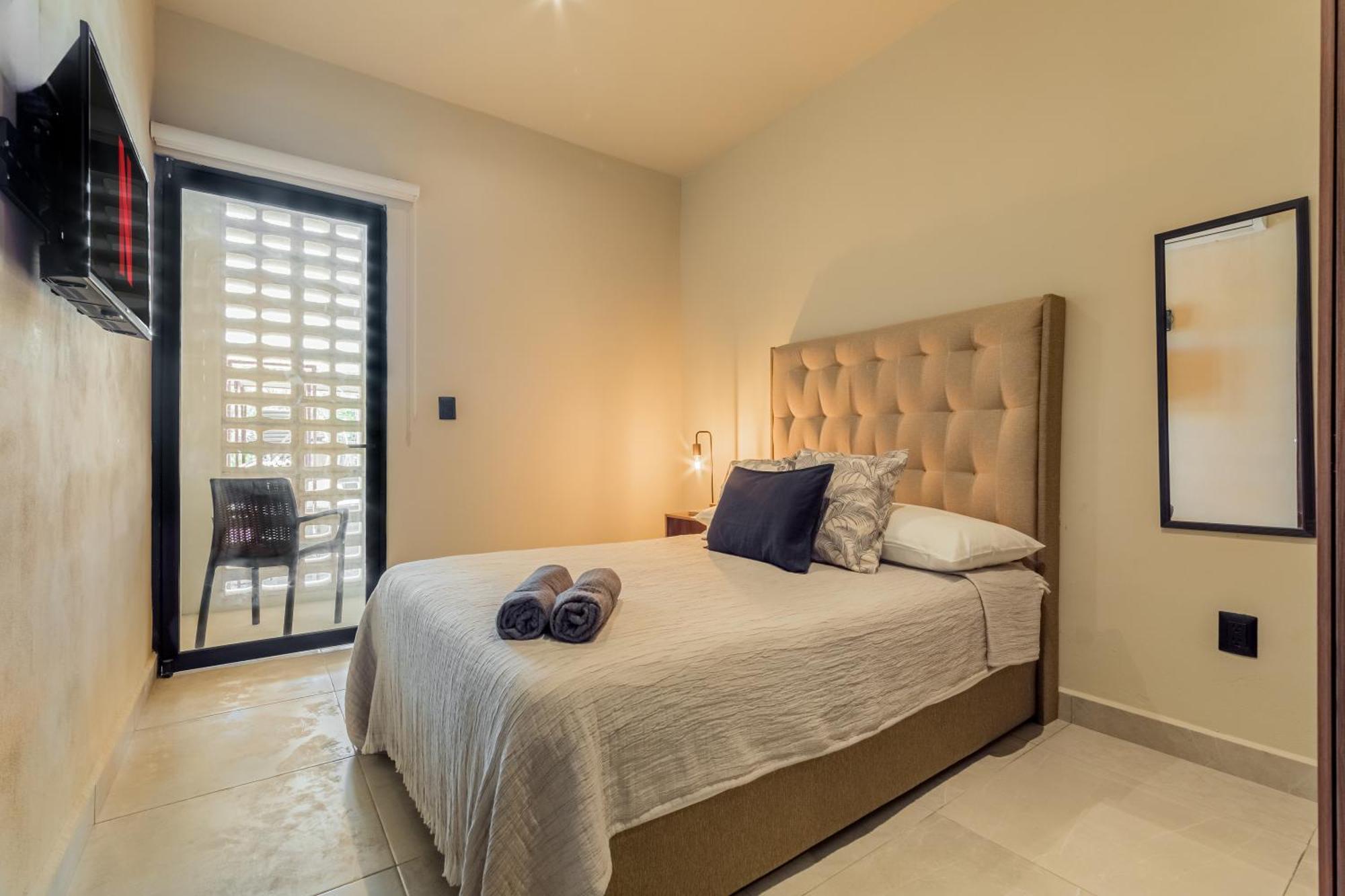 Aparthotel Casa Aldama- Style & Convenient *
