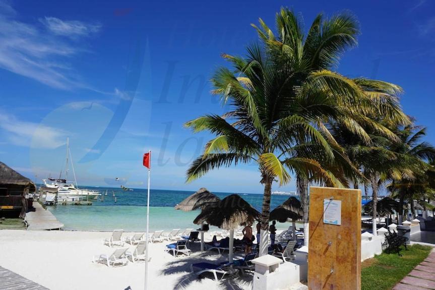 Arena Apartahotel Cancún