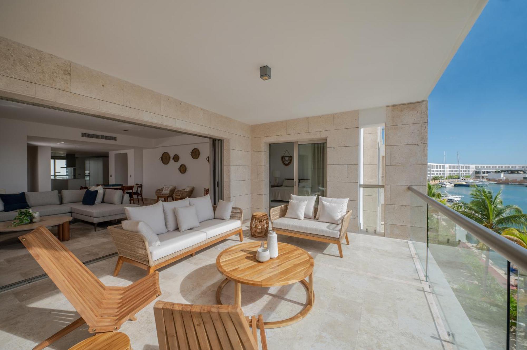 Marina Vista Retreat In La Amada Apartment