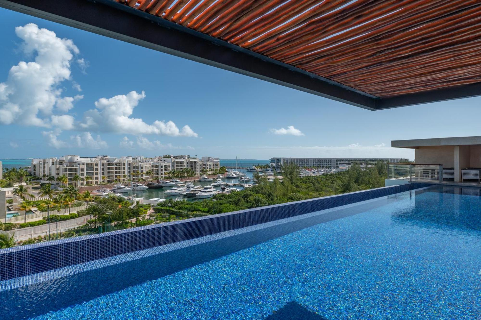 Apartment Marina Vista Retreat In La Amada *