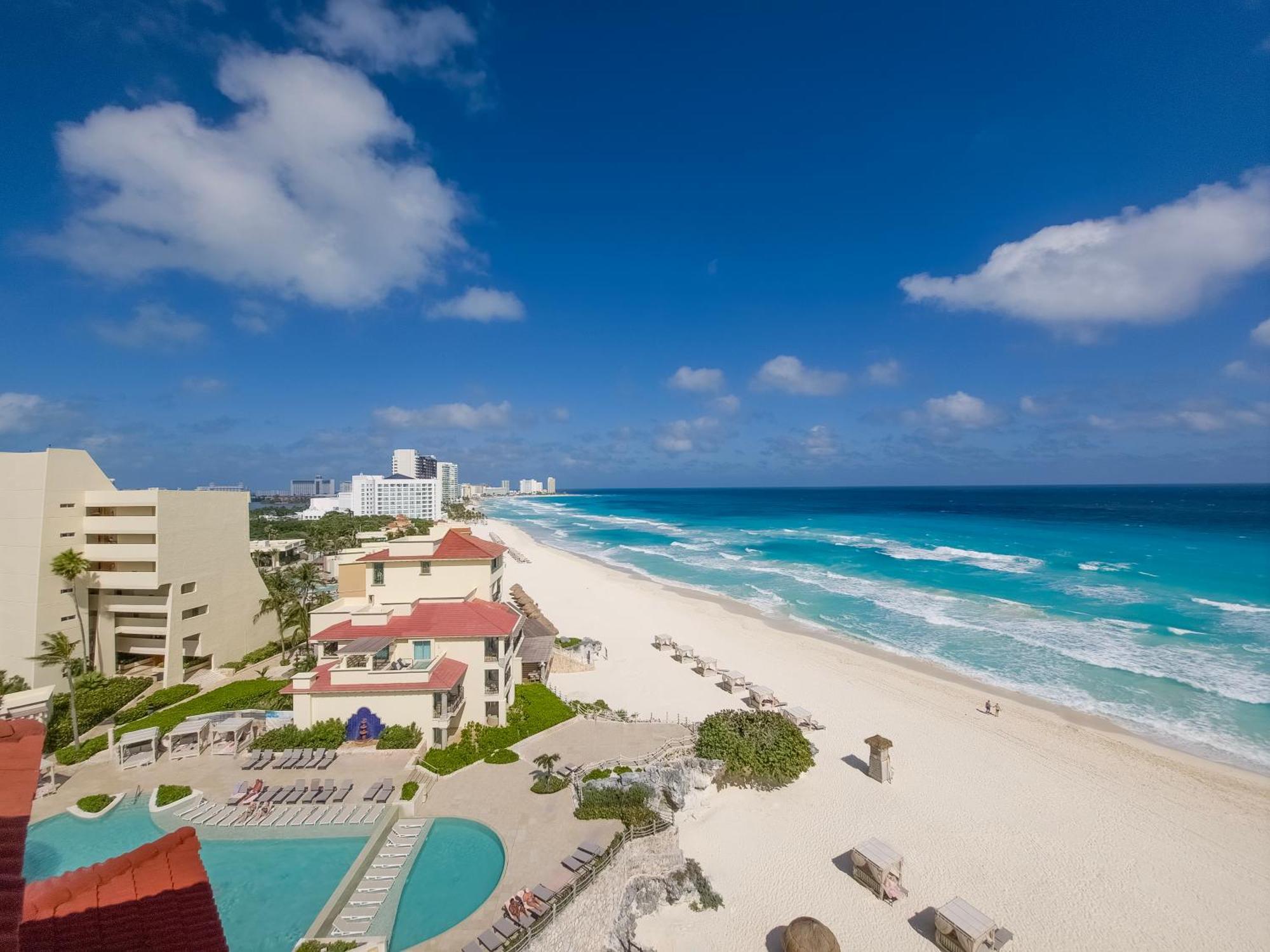 Grand Park Royal (adults Only) Resort