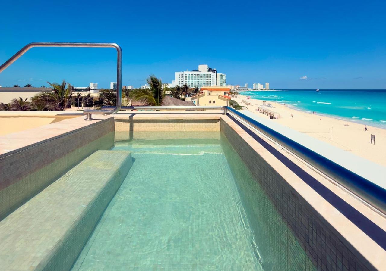 Grand Park Royal (adults Only) Resort